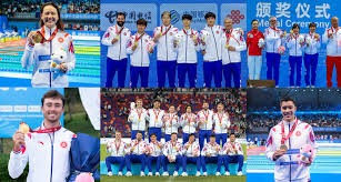 詹姆斯和库里都是历史超巨，目前历史排名詹姆斯第二，库里第十一～第十三之间。